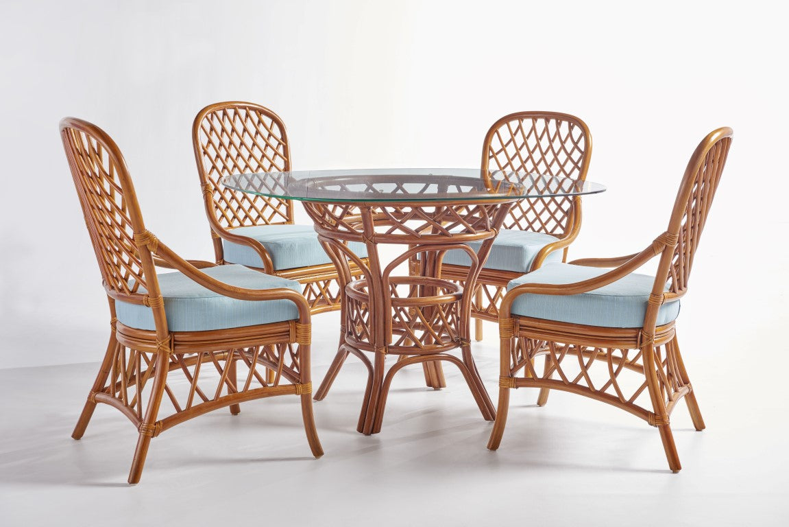 Bali Hardwood Timber 120cm Round Dining Table + 4 Coral Bay Rattan Dining  Chairs Whitewash (RRP $2599)